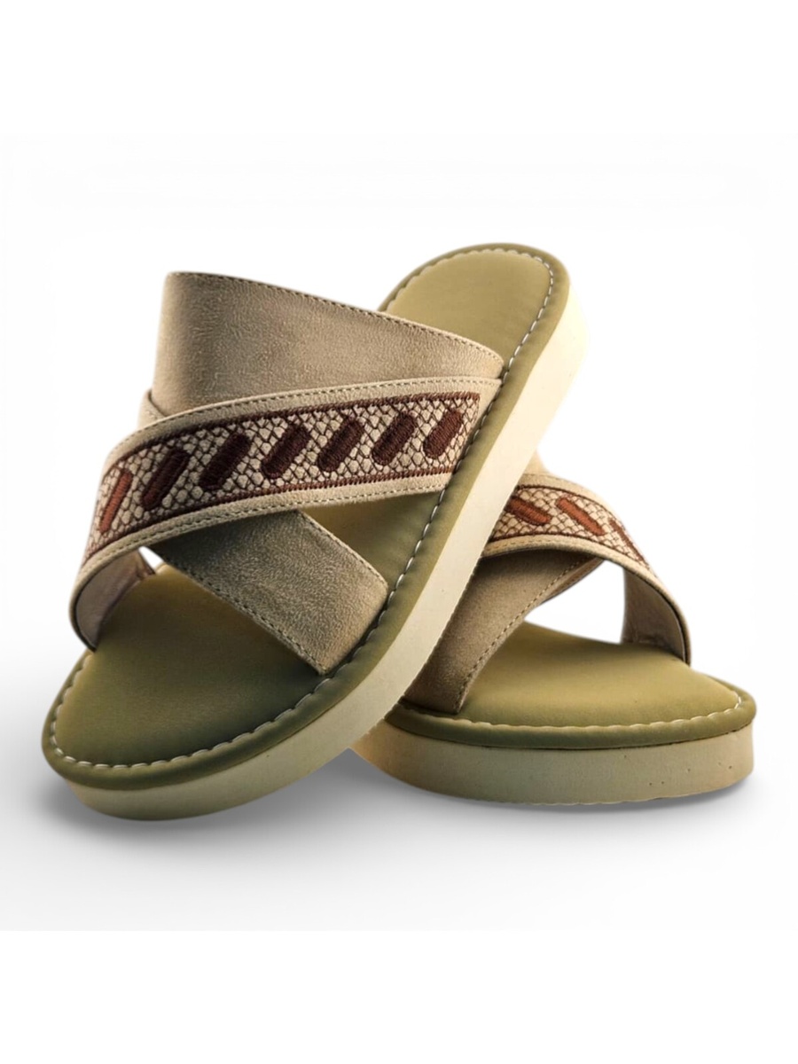 Boys Cream Geo Cross-Strap Arabic Slippers