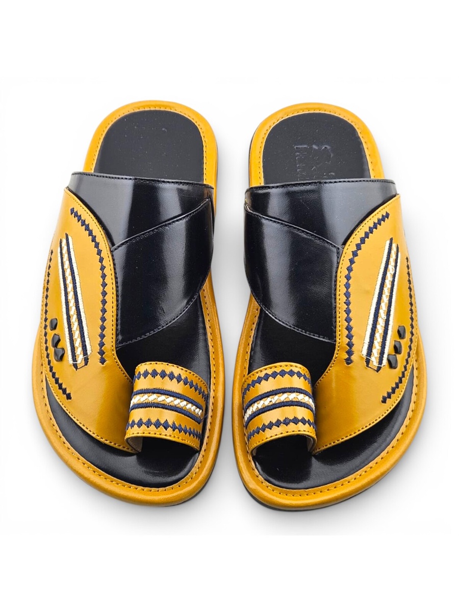 Boys Embroidered Toe-Loop Sharqi Arabic Sandals