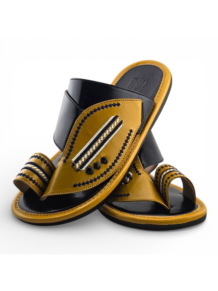 Boys Embroidered Toe-Loop Sharqi Arabic Sandals