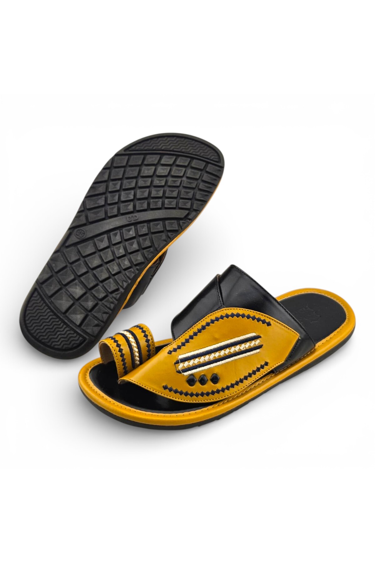 Boys Embroidered Toe-Loop Sharqi Arabic Sandals