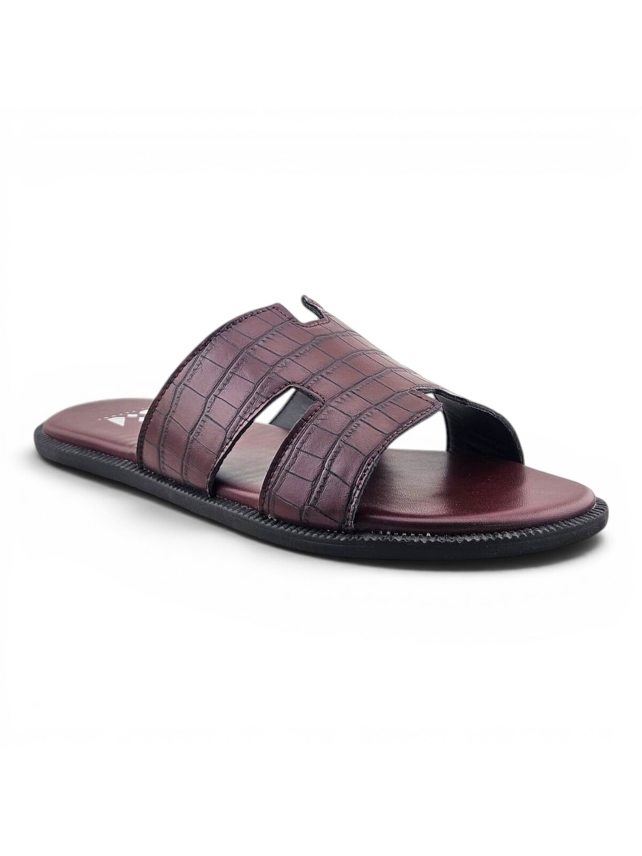 Men Burgundy Croc-Embossed Slide Sandals