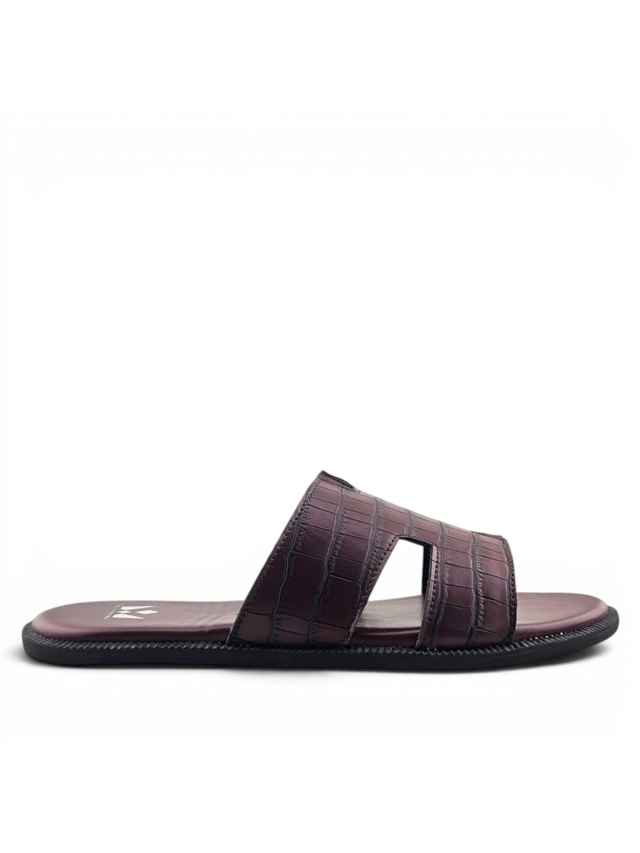 Men Burgundy Croc-Embossed Slide Sandals
