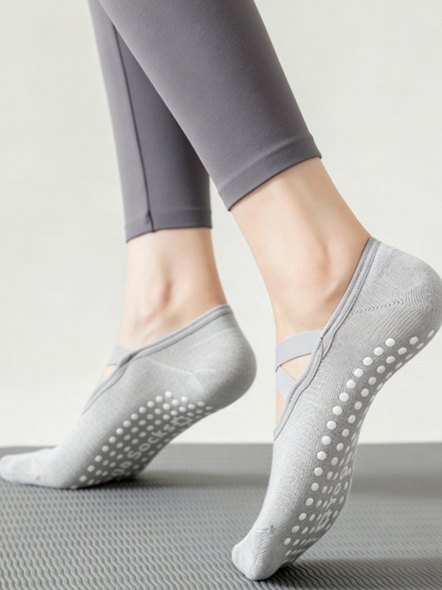 Grey Solid Cross Over Straps Silicon Pad Yoga Socks 