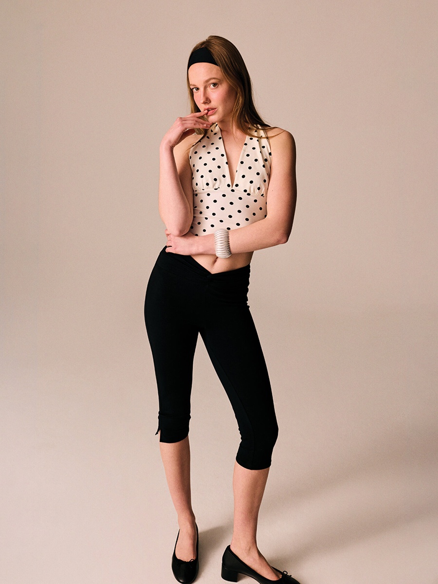 Black Cotton Sports Twisted Waist Capri Leggings