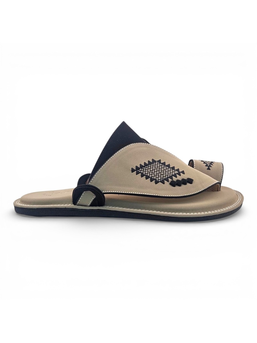 Men Silver Arabic Sandals - Traditional and Elegant Footwear