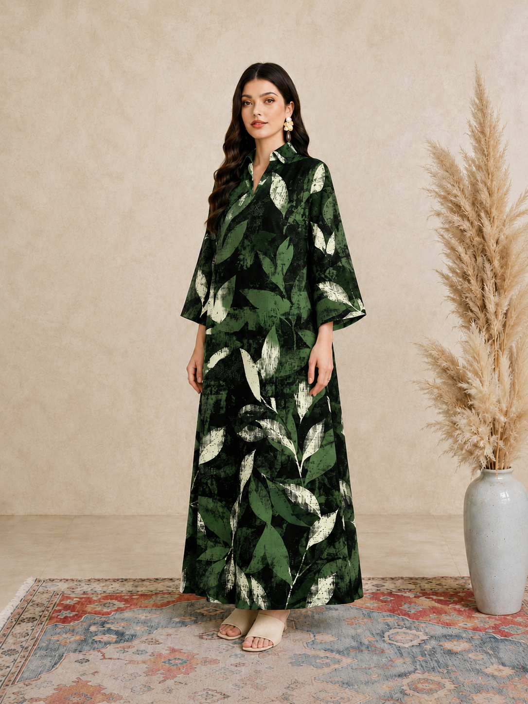 Black Leaf Print Open Collar Jalabiya