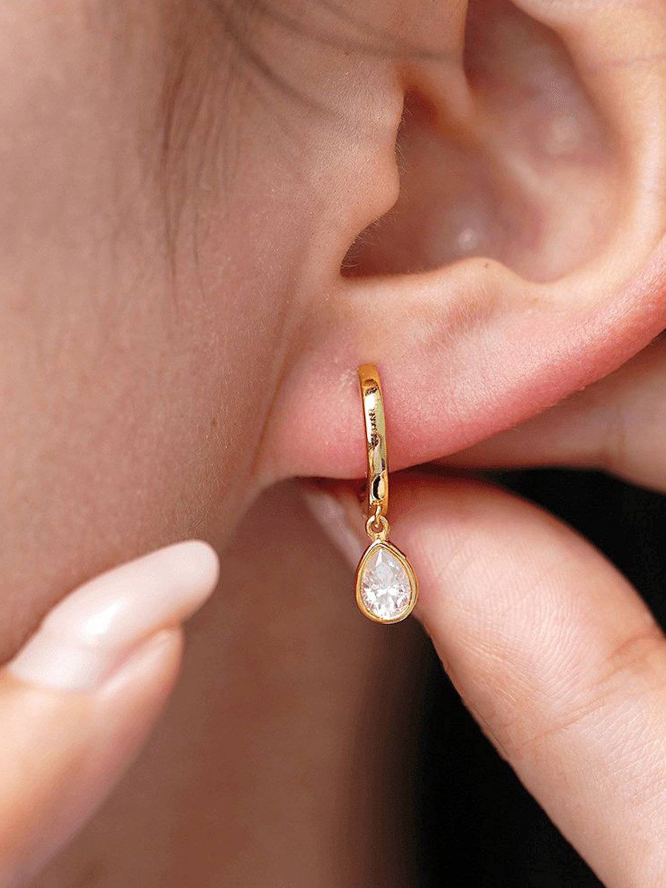Casual Gold Teardrop Dangle Earrings