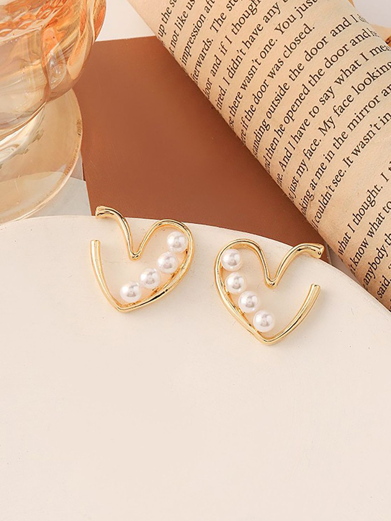 Gold Heart Pearl Stud Earrings for Casual Wear