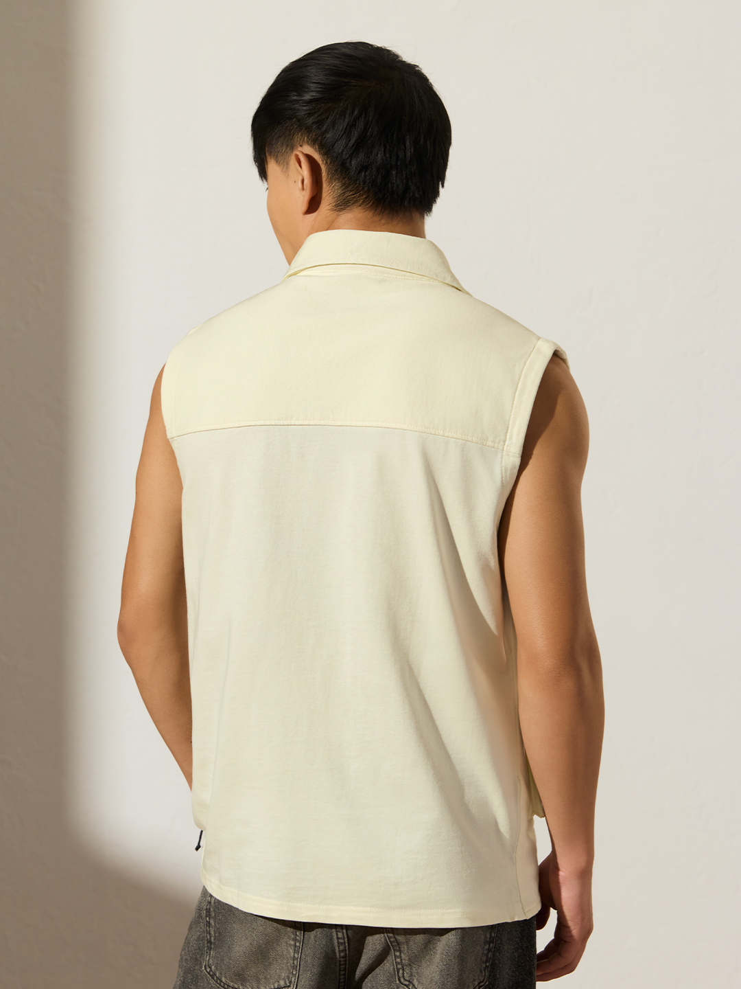 Men Cream Utility Vest with Pockets