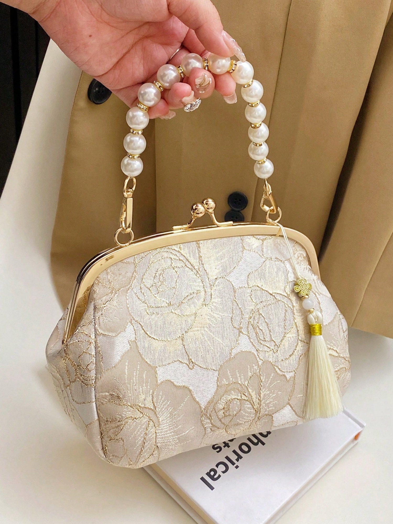 Off-White Floral Embroidered Pearl Clutch Bag