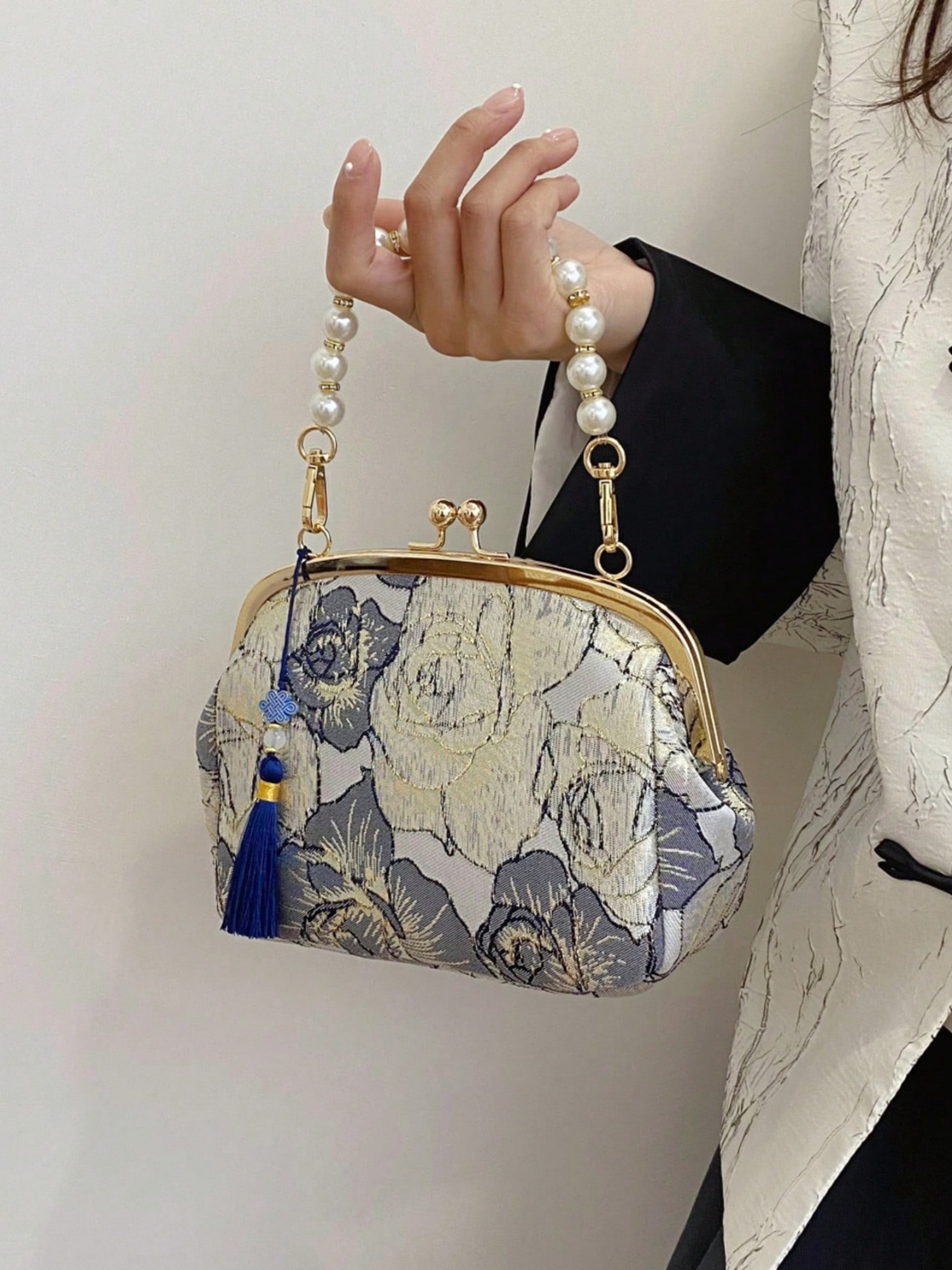 Off-White Floral Embroidered Pearl Handle Clutch Bag