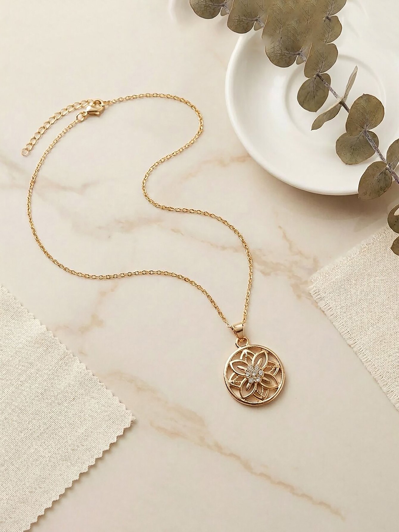 Gold Flower Pendant Necklace and Stud Earrings Set