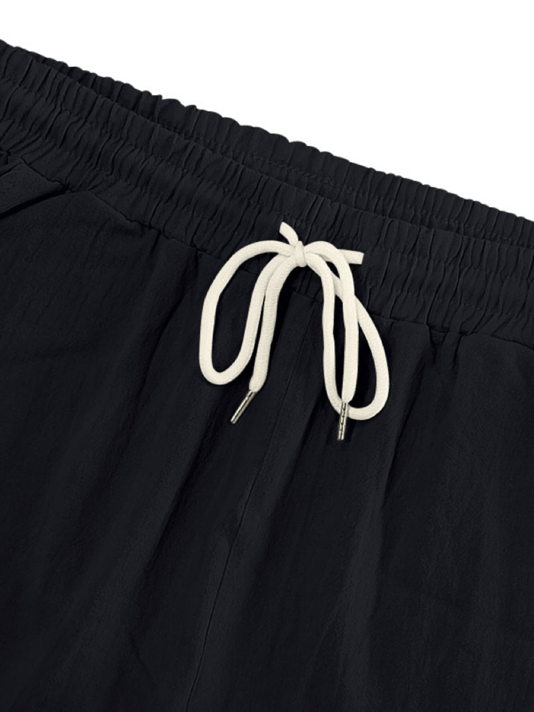 Black Solid Knee-Length Cargo Shorts