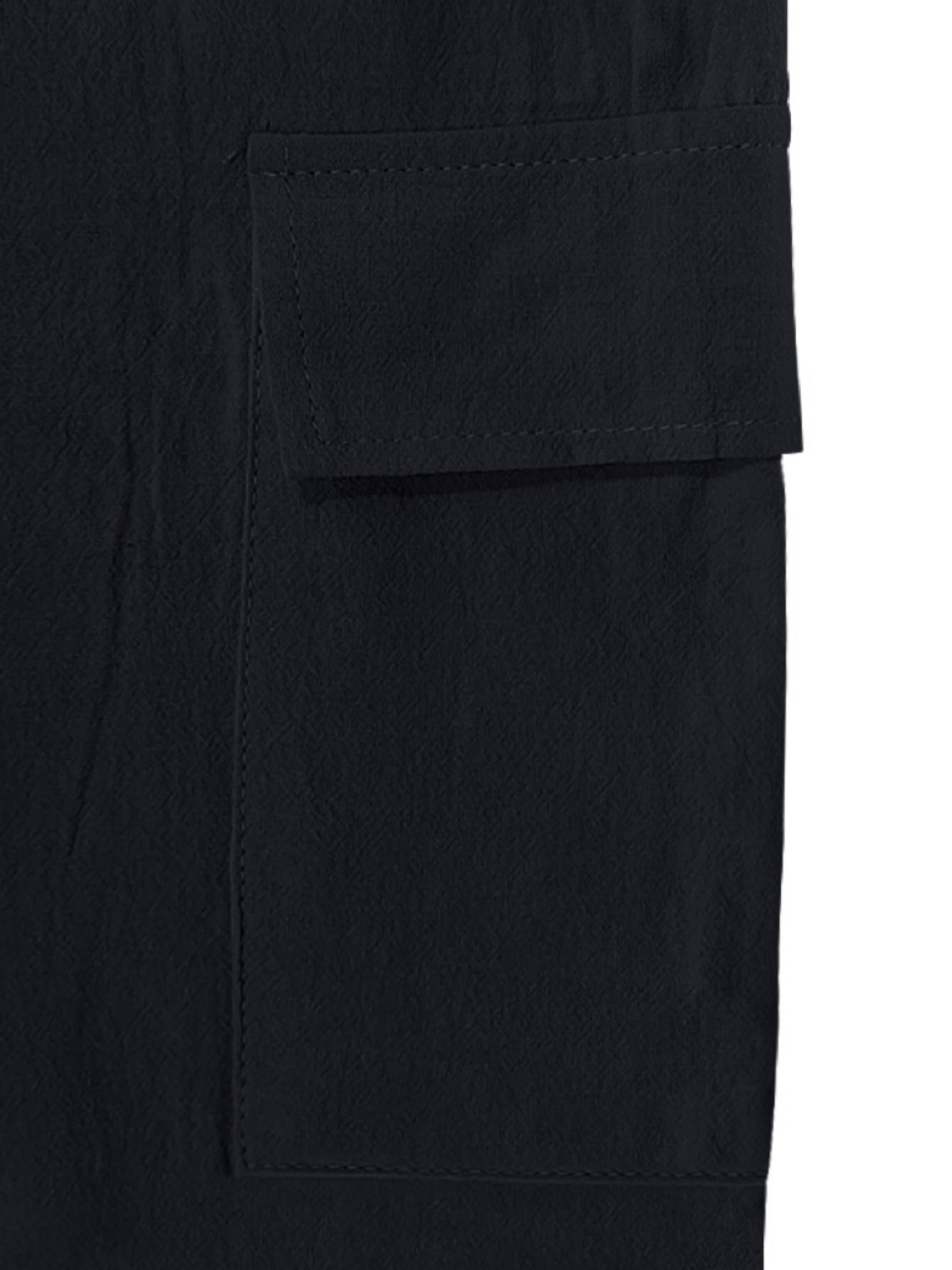Black Solid Knee-Length Cargo Shorts