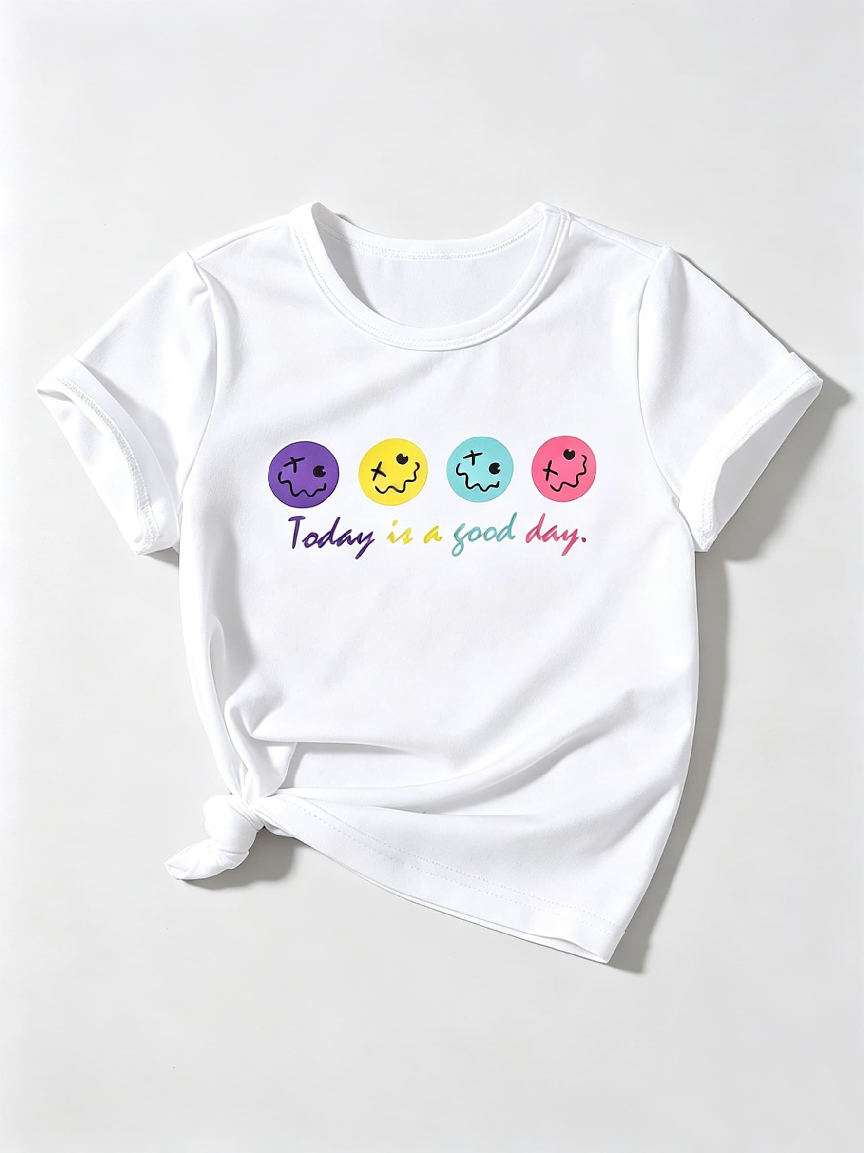 White Round Neck Short Sleeve T-Shirt with Graphic Print