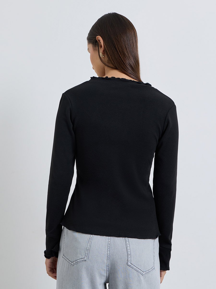 Black Lettuce Edge Fitted T-Shirt