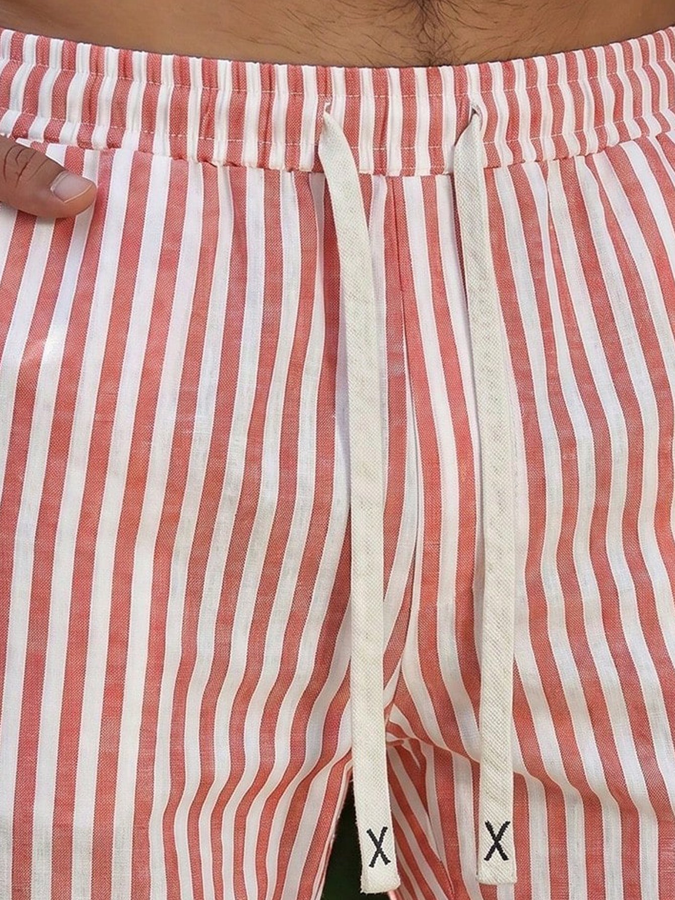 Red Striped Drawstring Waist Casual Shorts