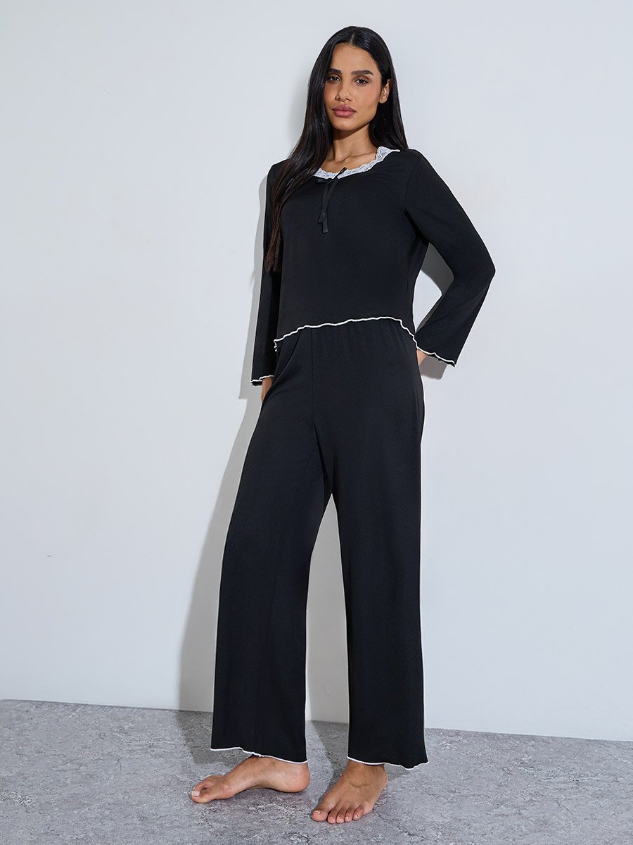 Black Solid Lace Neck Contrast Trims Top and Pants Pyjama Set