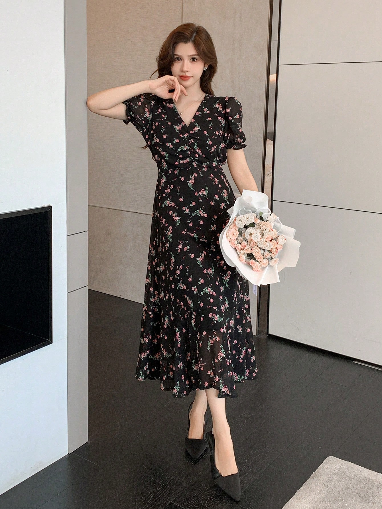 Ditsy Floral Black A-Line Midi Dress with Short Sleeves
