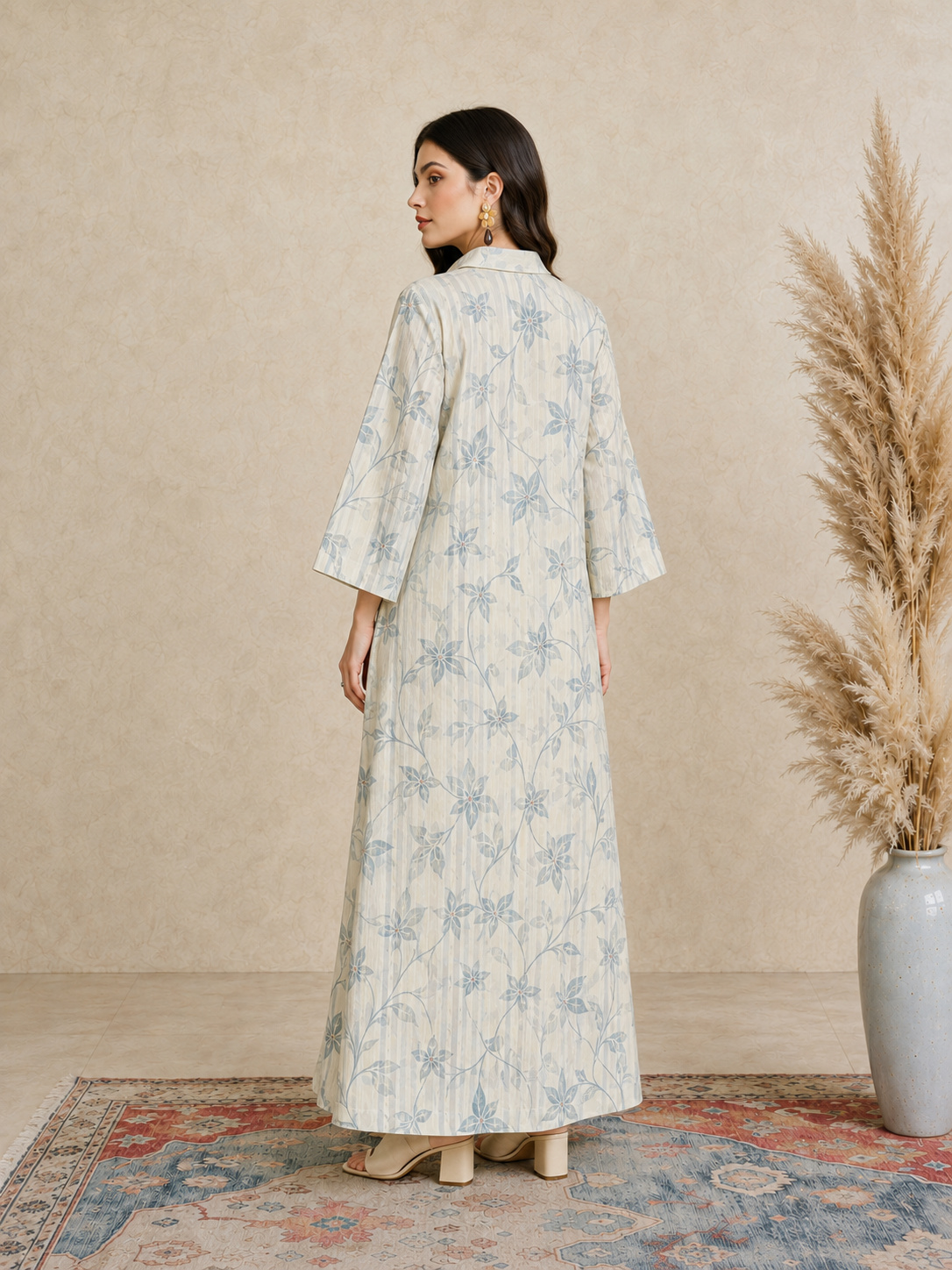 Beige Floral Print Open Collar Jalabiya