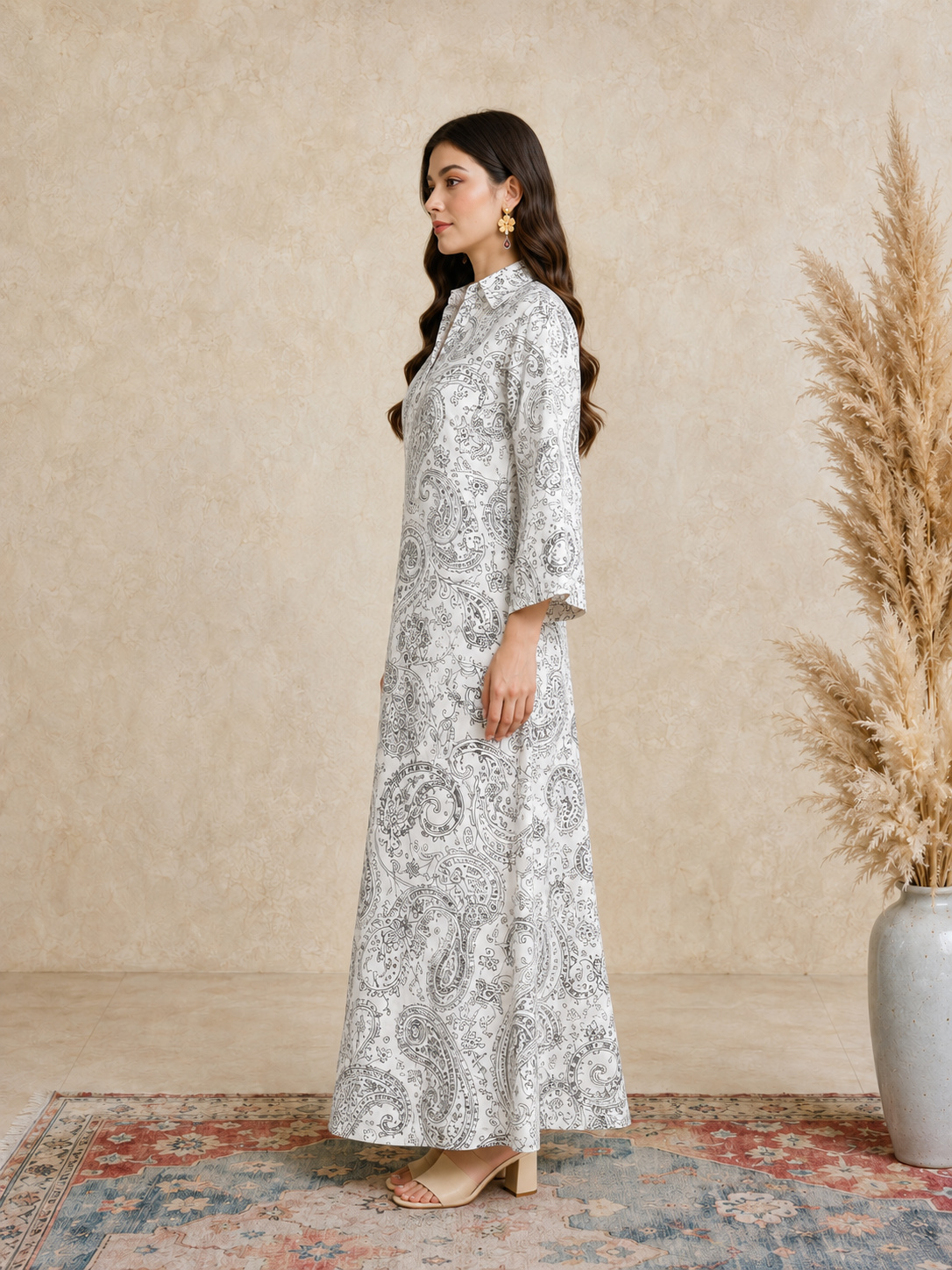 Grey Paisley Print Open Collar Jalabiya