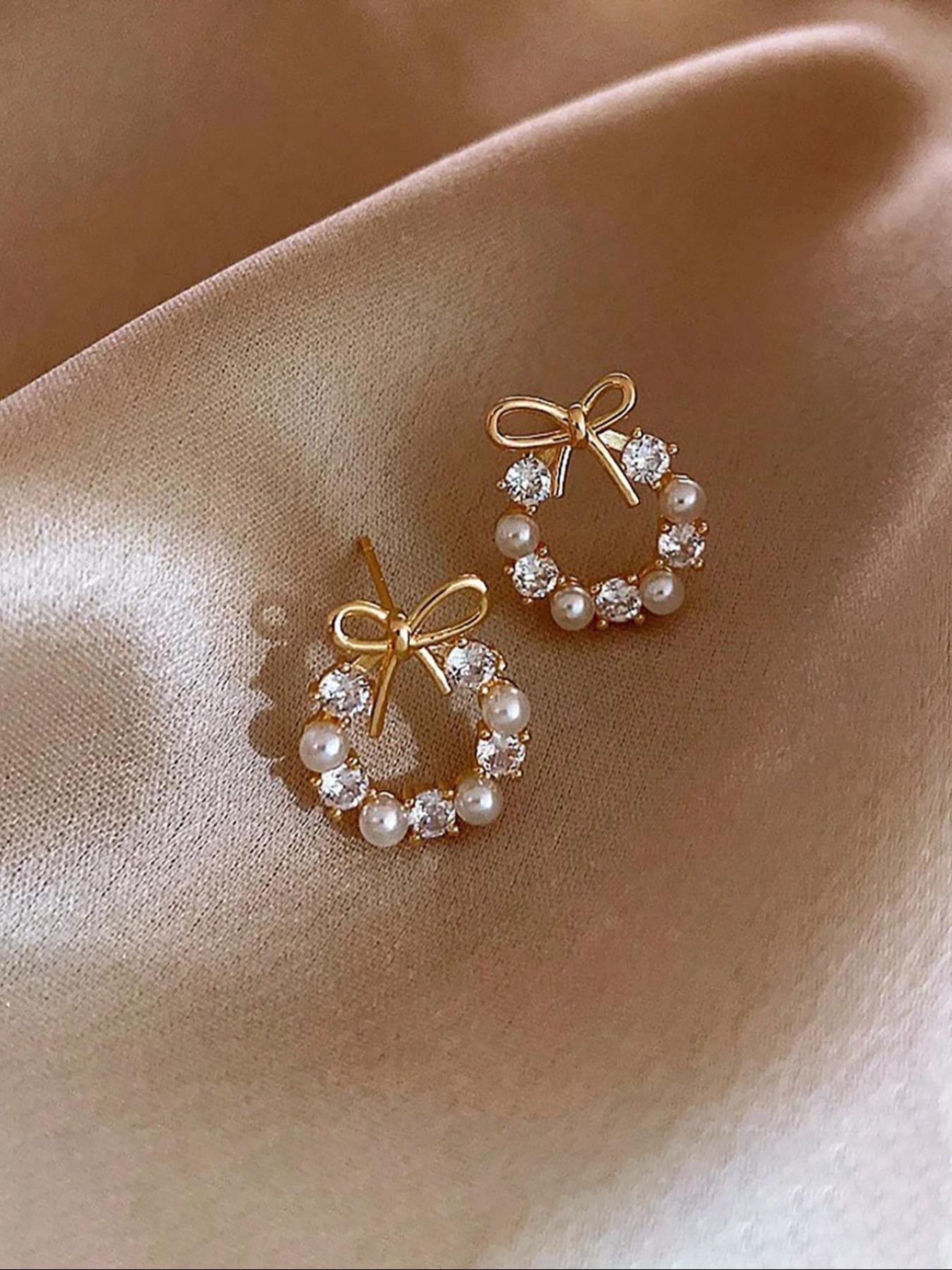 Gold Bow and Pearl Wreath Stud Earrings