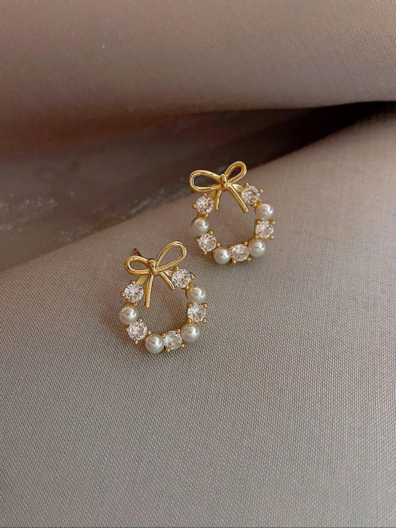 Gold Bow and Pearl Wreath Stud Earrings