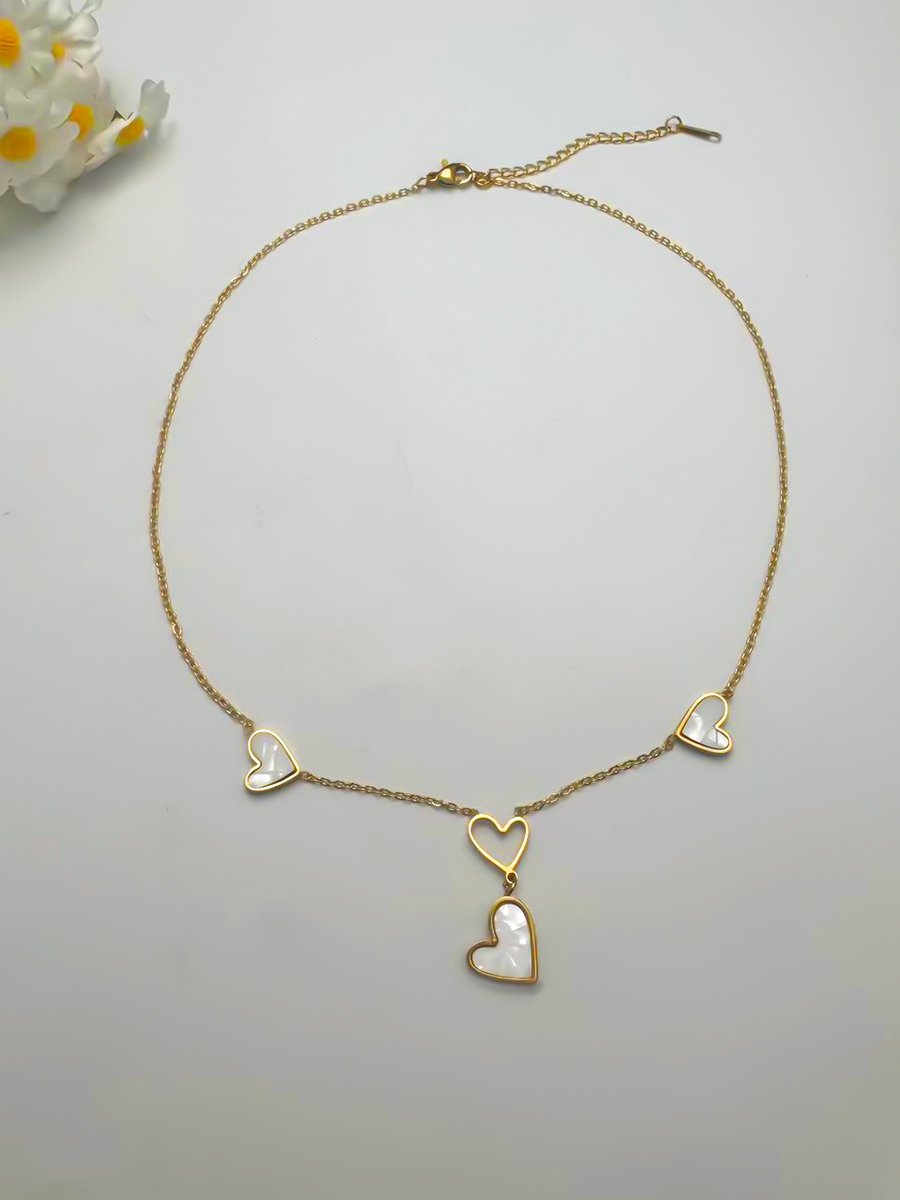 Black Heart Pendant Necklace
