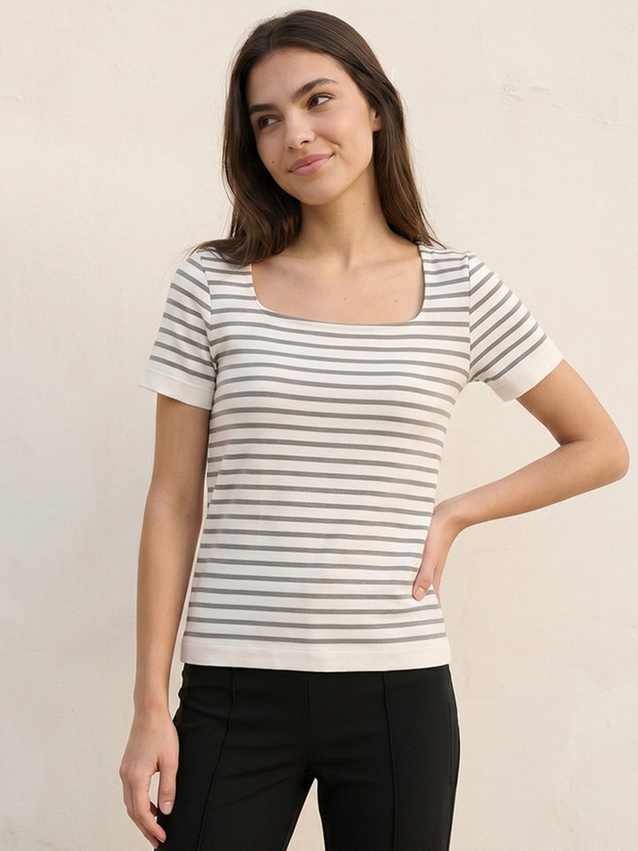 Seamless Fitted Striped T-Shirt with Square Neck