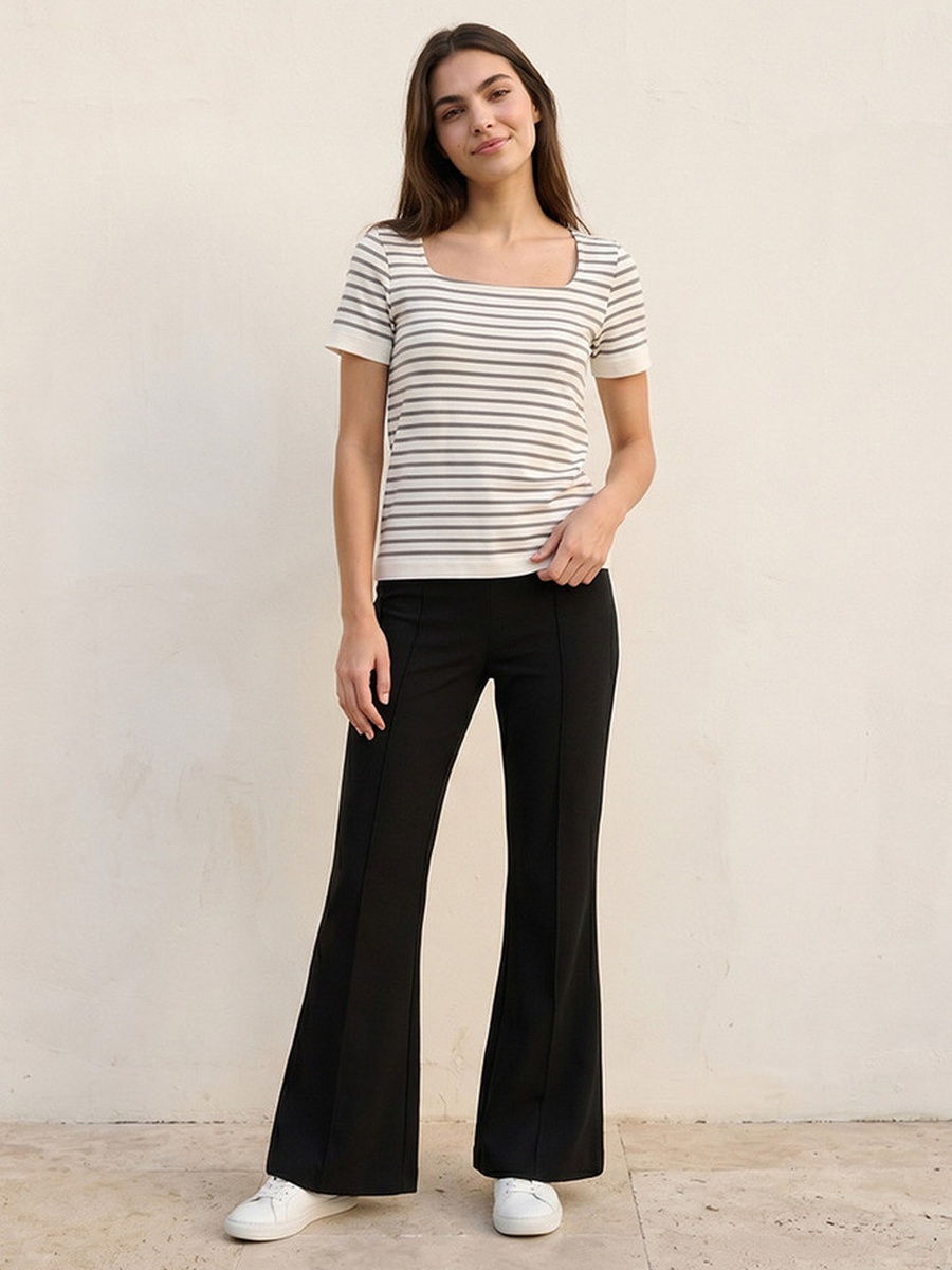 Seamless Fitted Striped T-Shirt with Square Neck