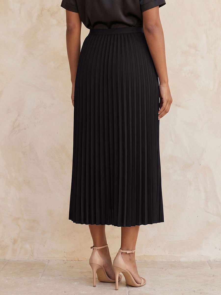 Midi Length Skirt with Pleated Detail