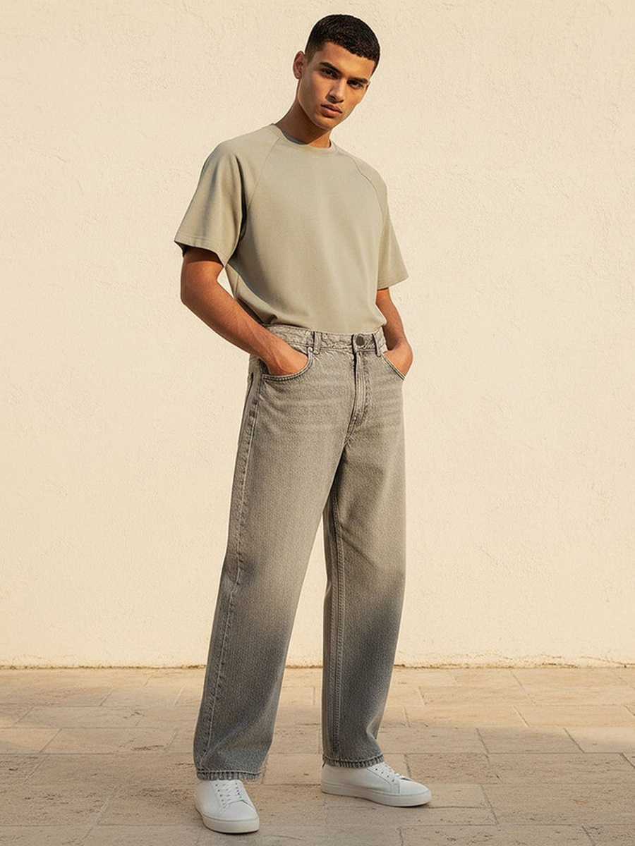 Baggy Fit Mid-Rise Jeans