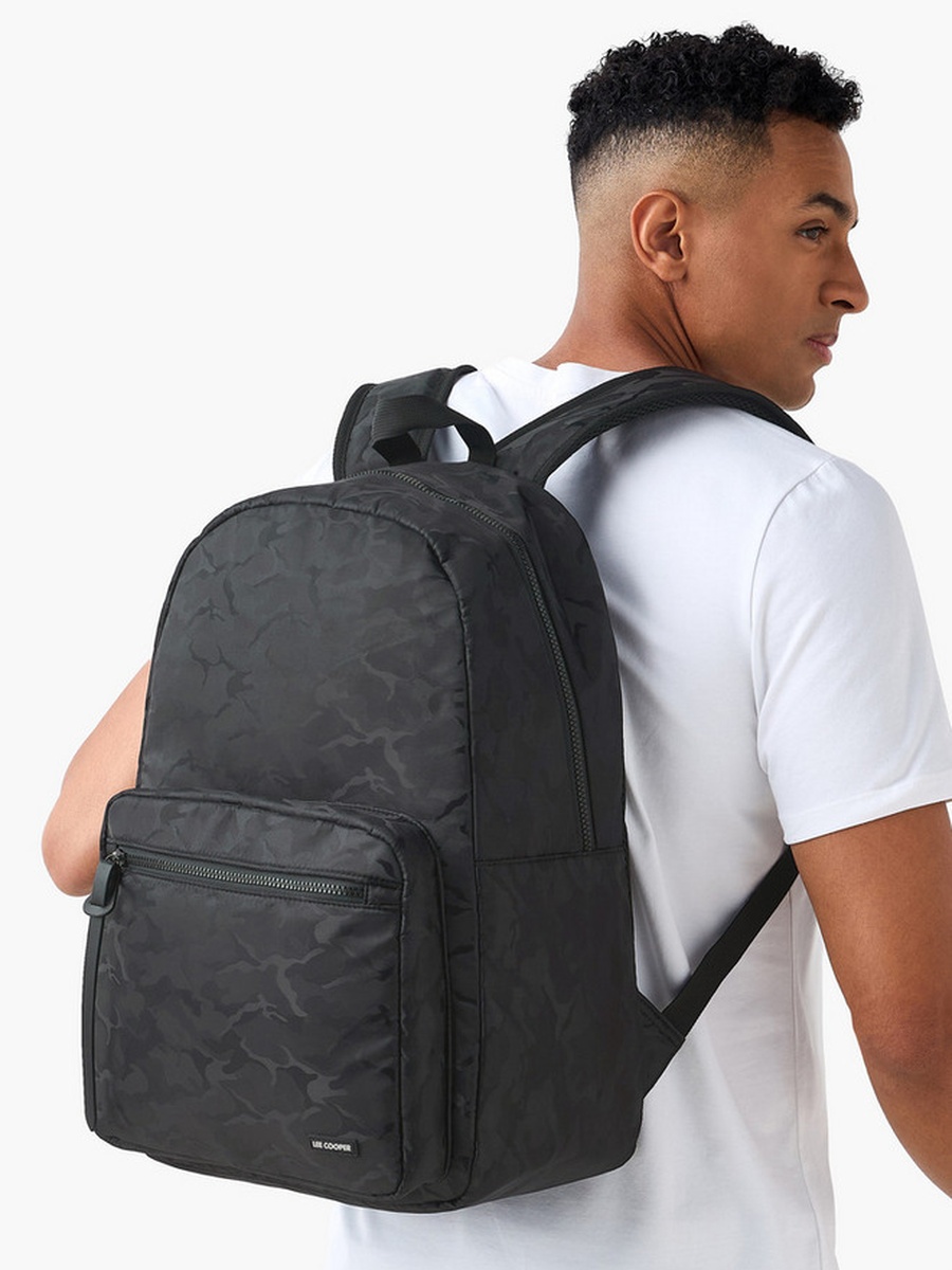 Men Camouflage Print Backpack