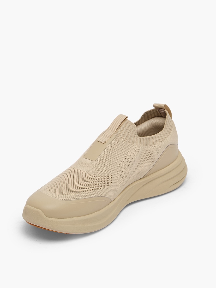Men Slip-On Sports Shoes