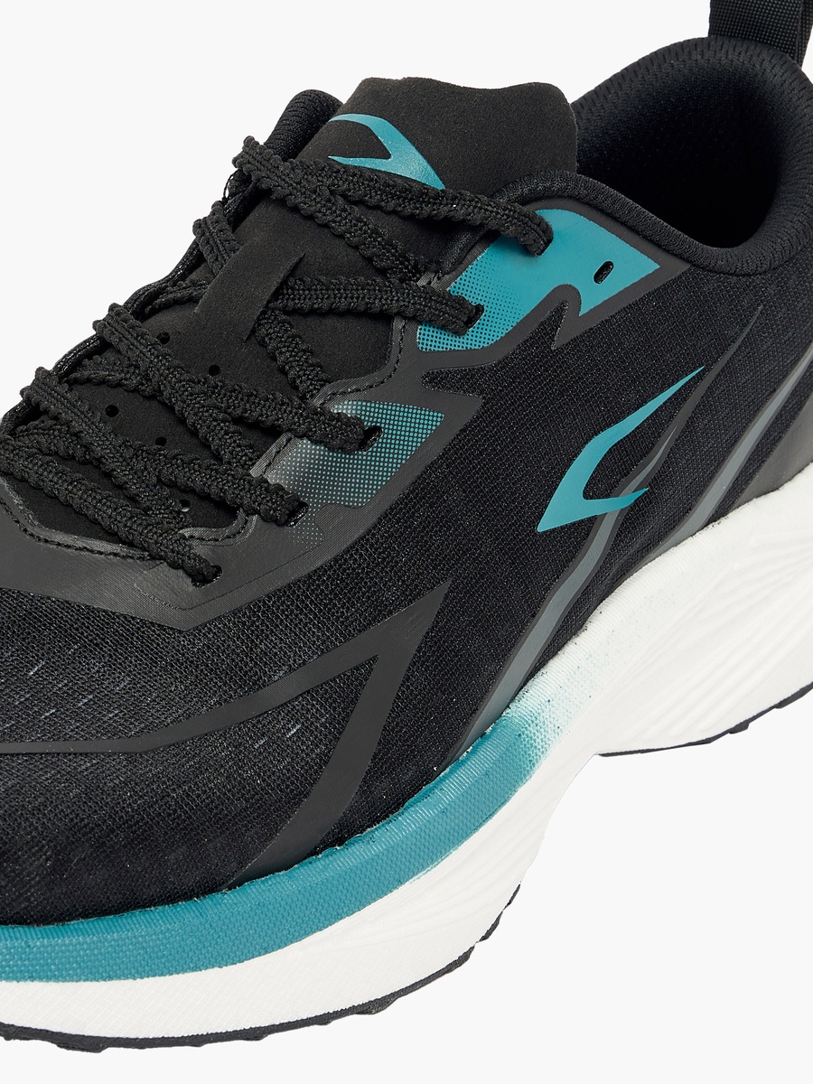 Men Lace-Up Sports Shoes