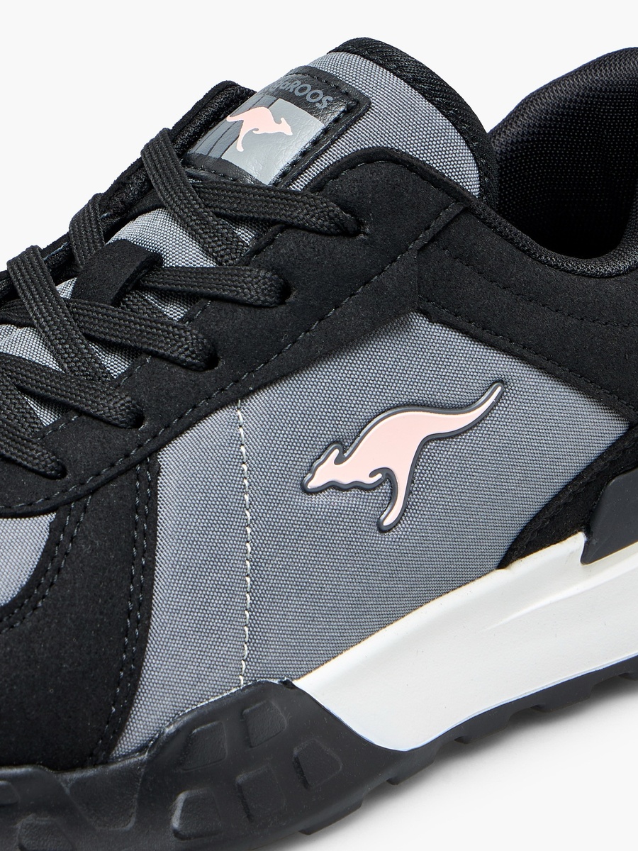 Women Lace-Up Sports Shoes