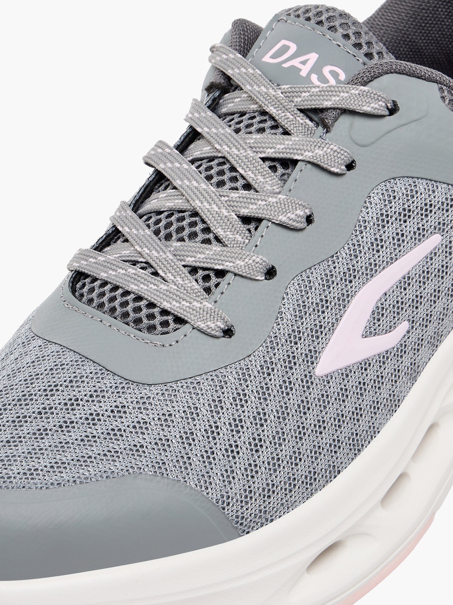 Women Lace-Up Sports Shoes