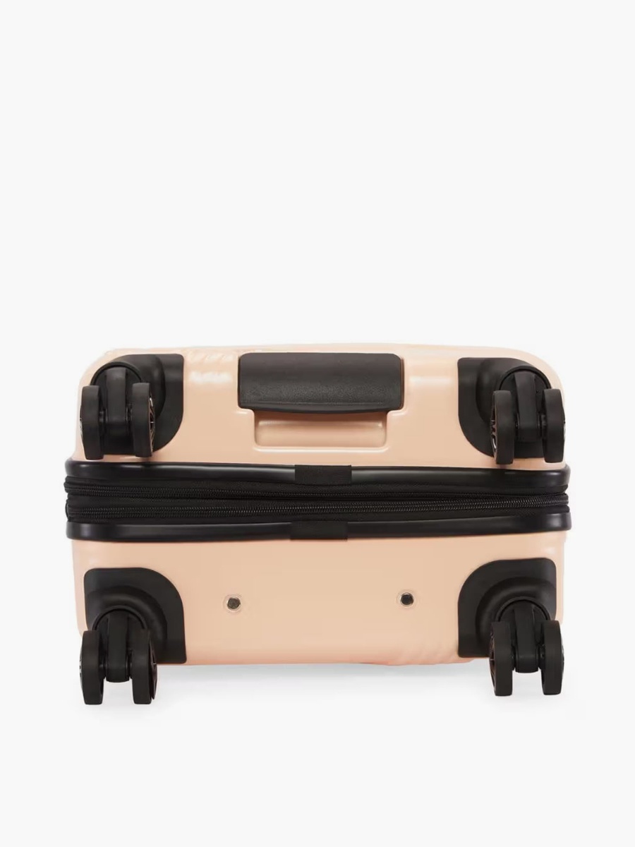 Textured Hardcase Luggage Trolley with Retractable Handle - 28 inches Check-In Bag