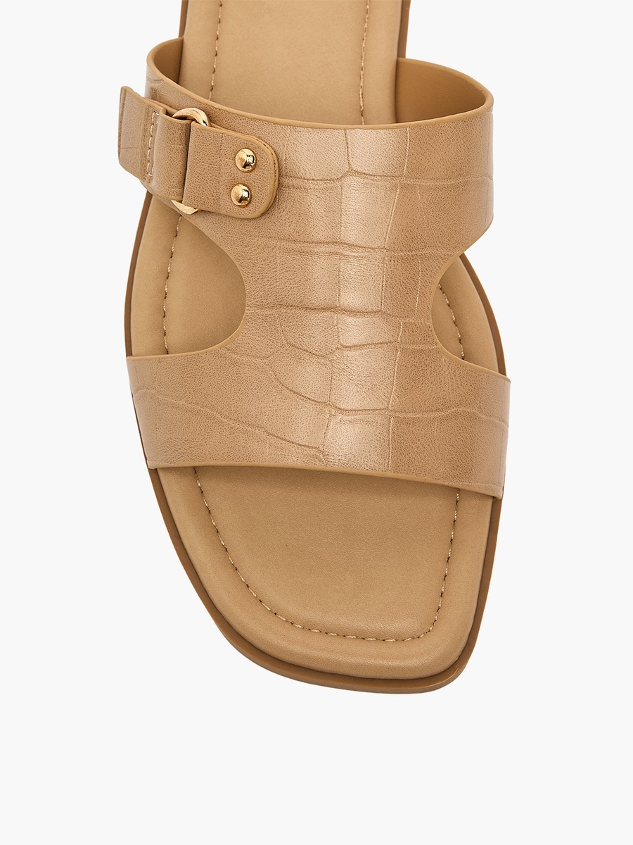 Women Buckle Accent Flat Sandals