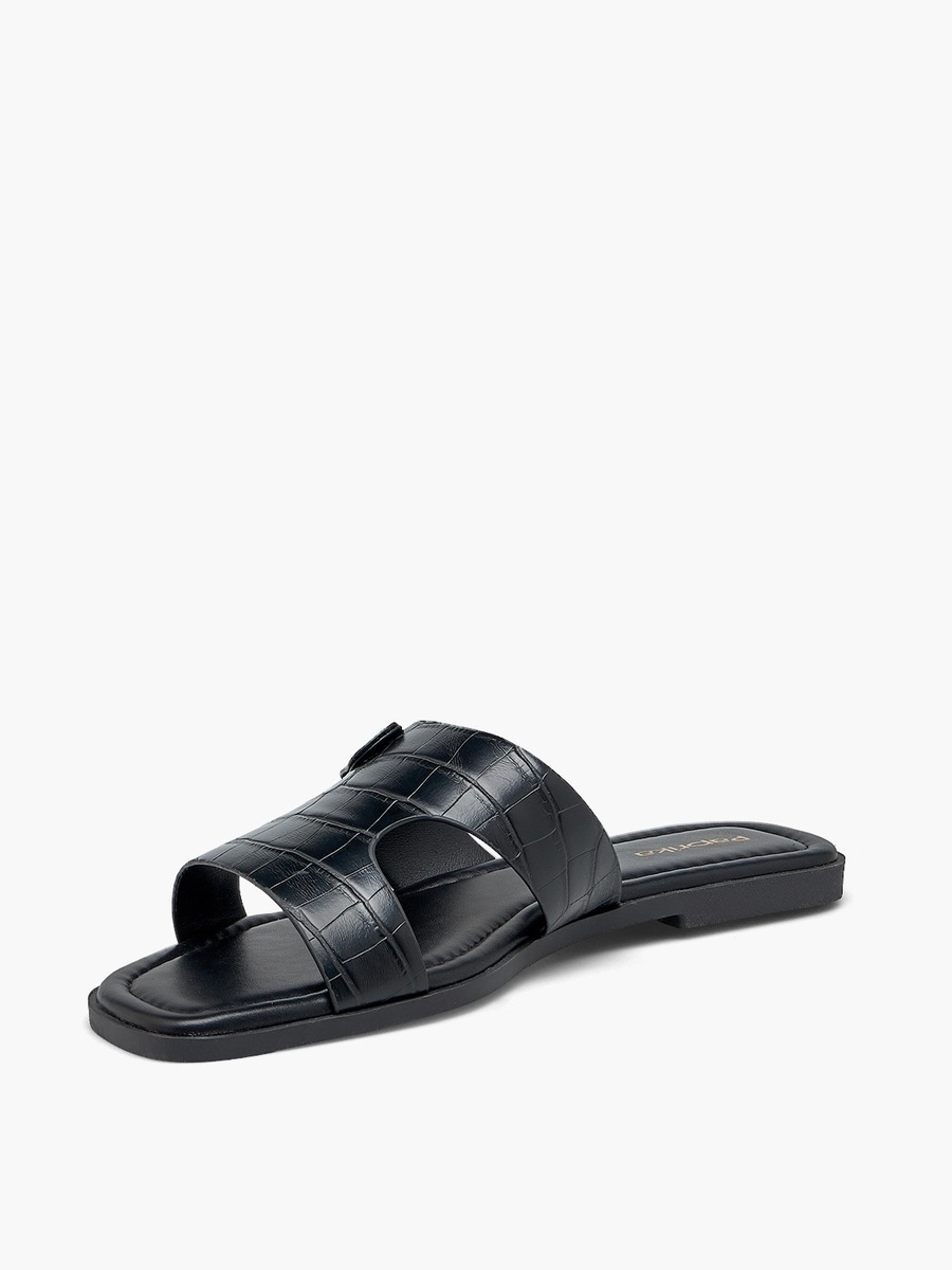 Women Buckle Accent Flat Sandals