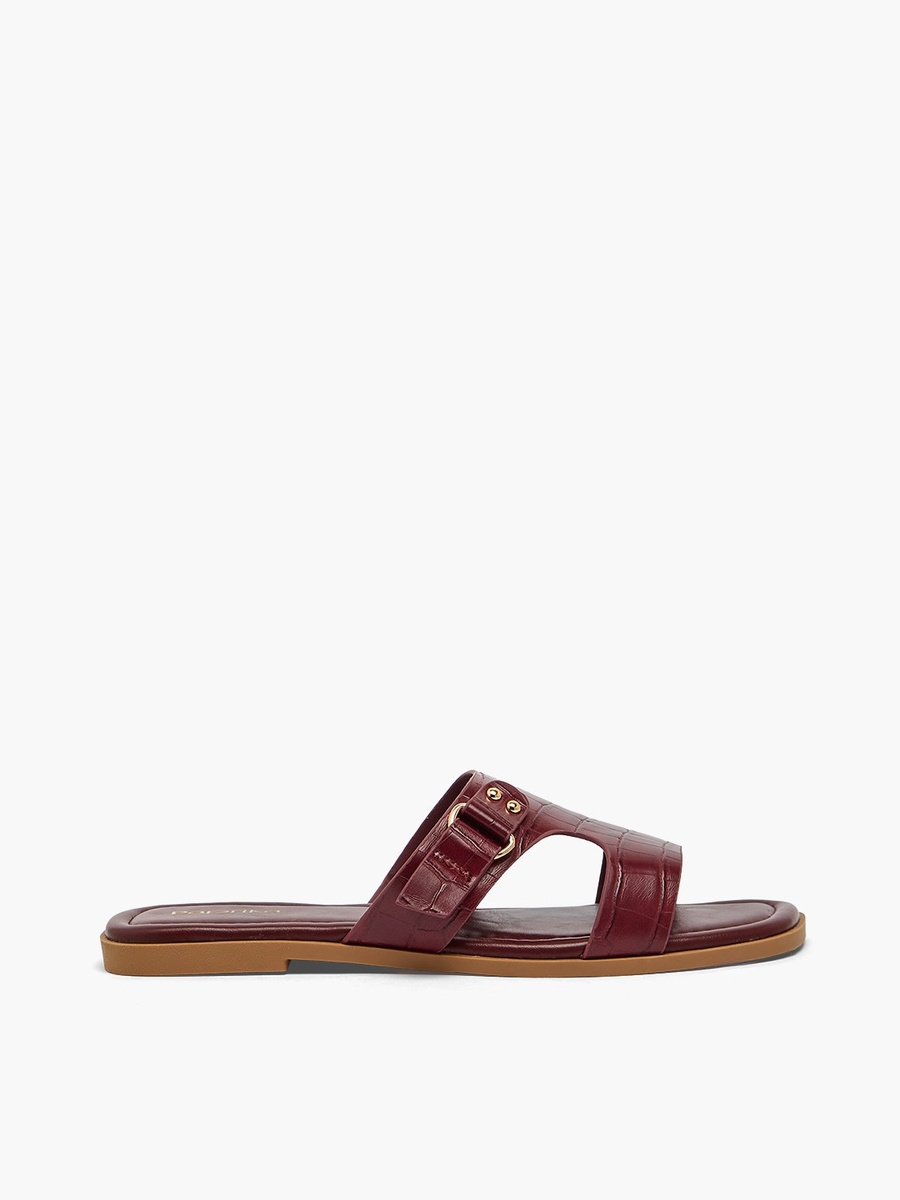 Women Buckle Accent Flat Sandals