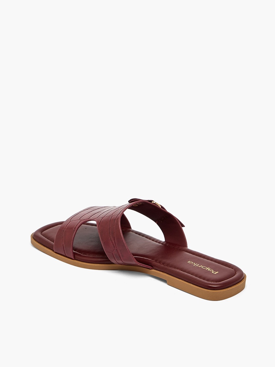Women Buckle Accent Flat Sandals