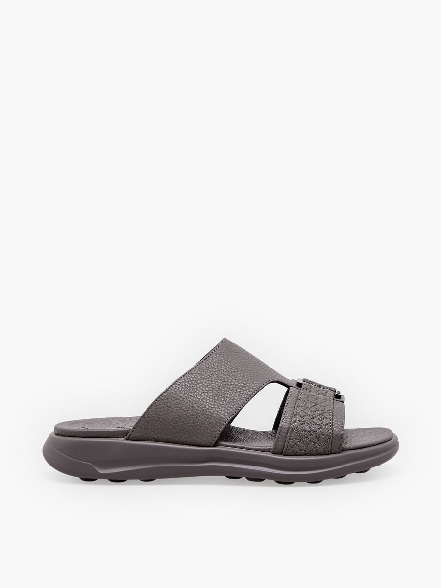 Men Slip-On Arabic Sandals