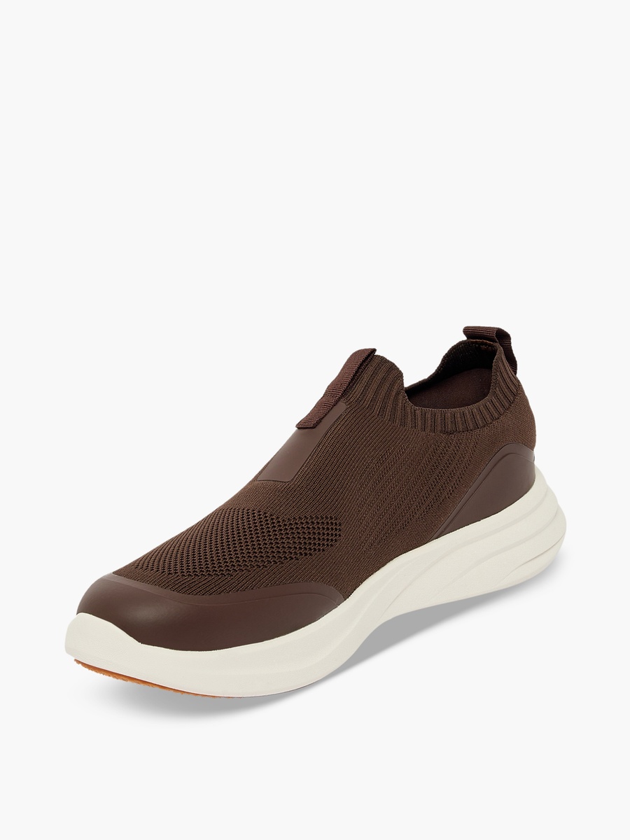 Men Slip-On Sneakers
