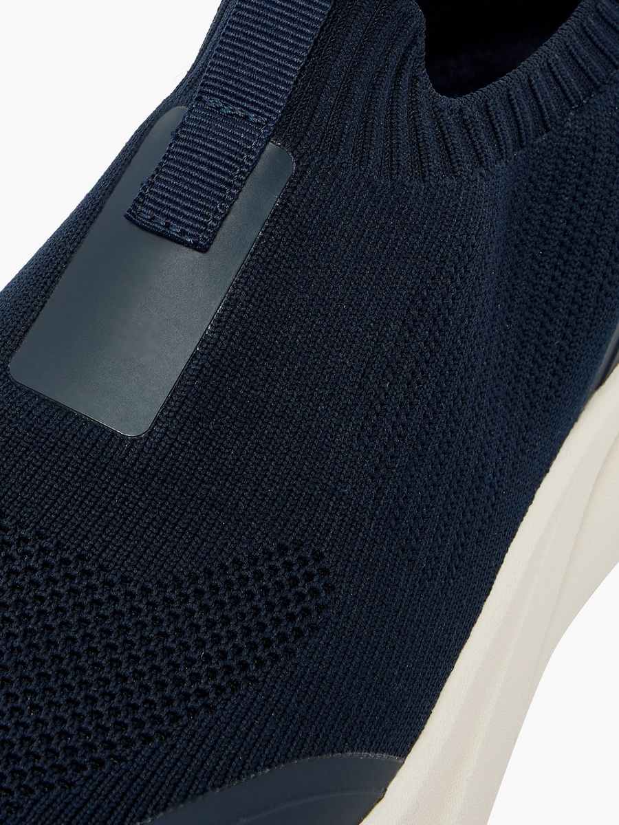 Men Slip-On Sneakers