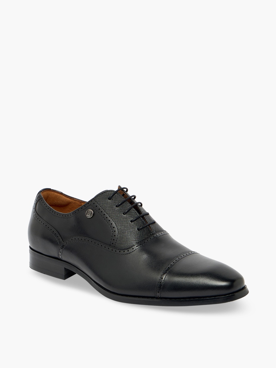 Men Lace-Up Derby Shoes
