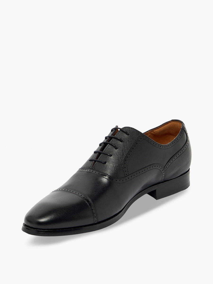 Men Lace-Up Derby Shoes
