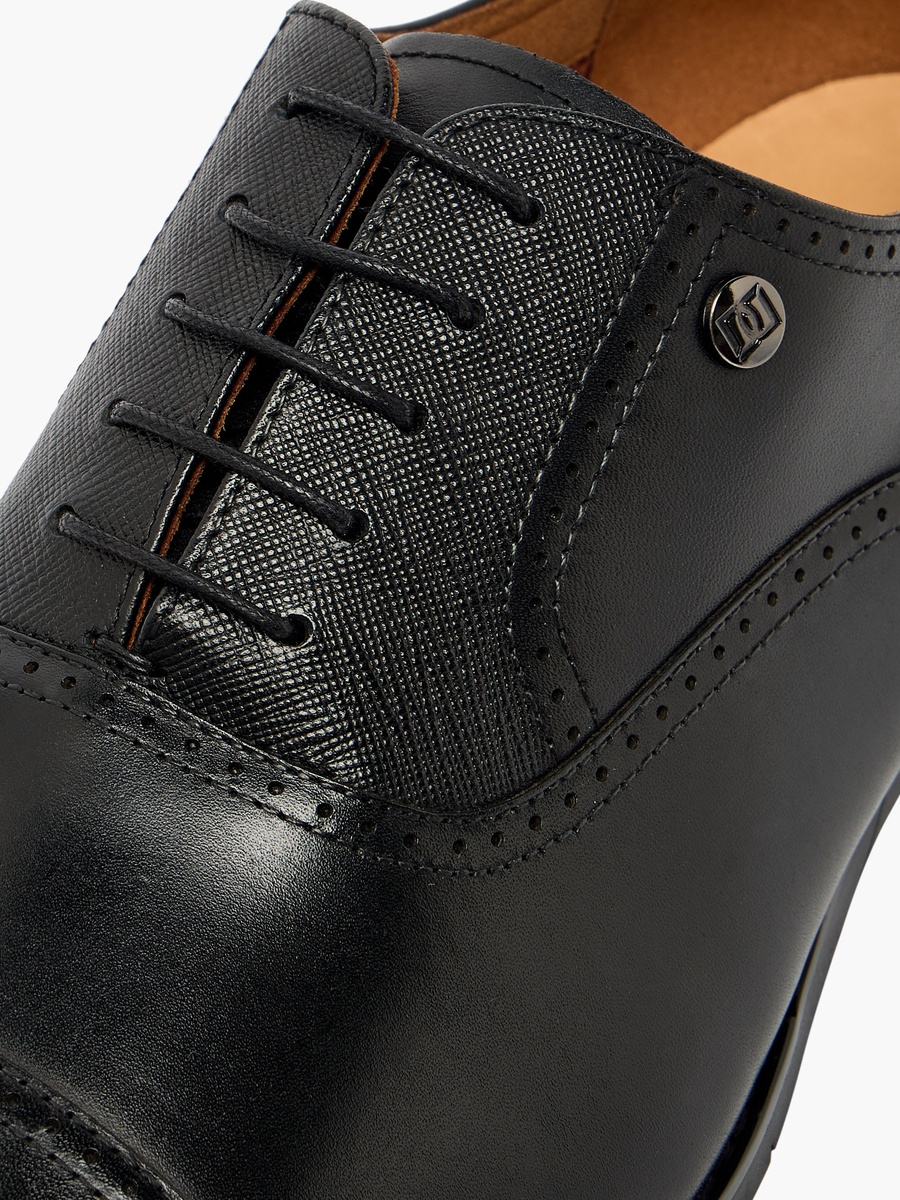 Men Lace-Up Derby Shoes
