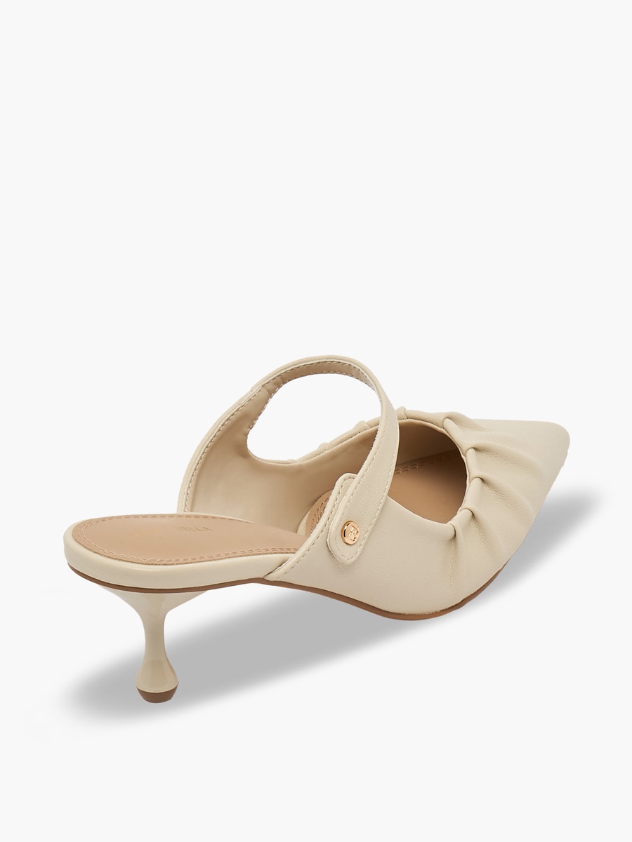 Women Pleated Pointed Toe Shoes