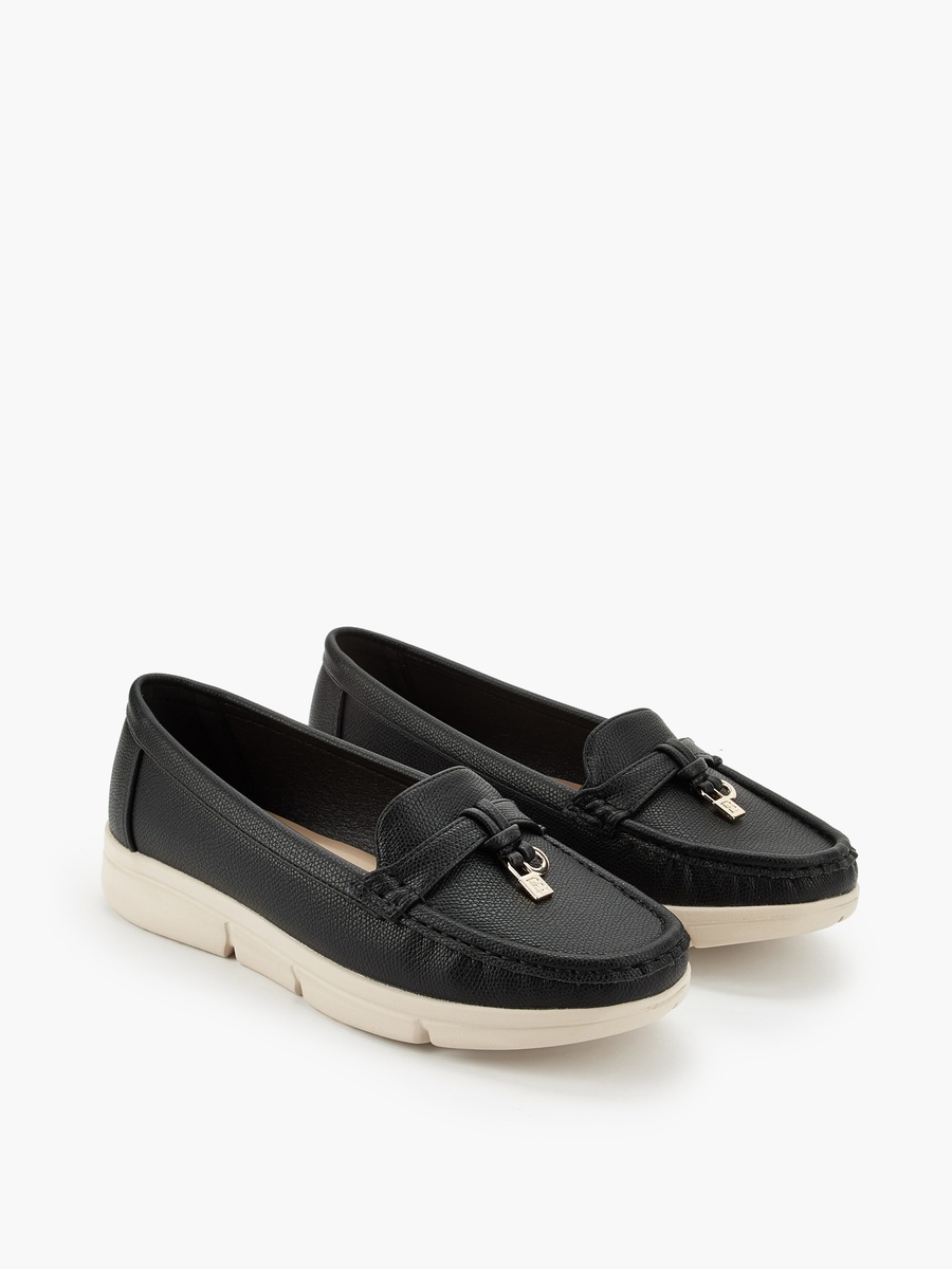 Women Textured Moccasins